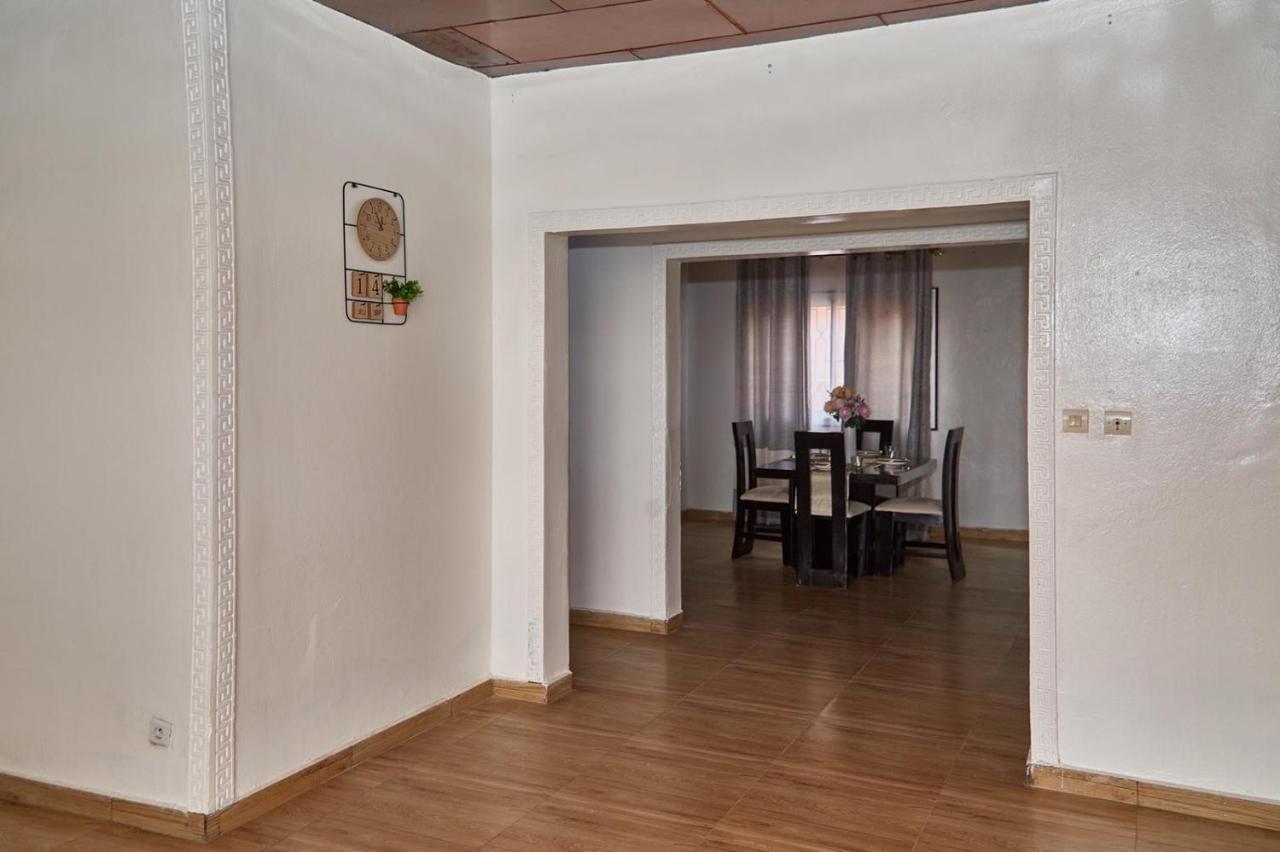 Appartement Avec Vue Panoramique Two Or Three Rooms Yaounde Exterior photo