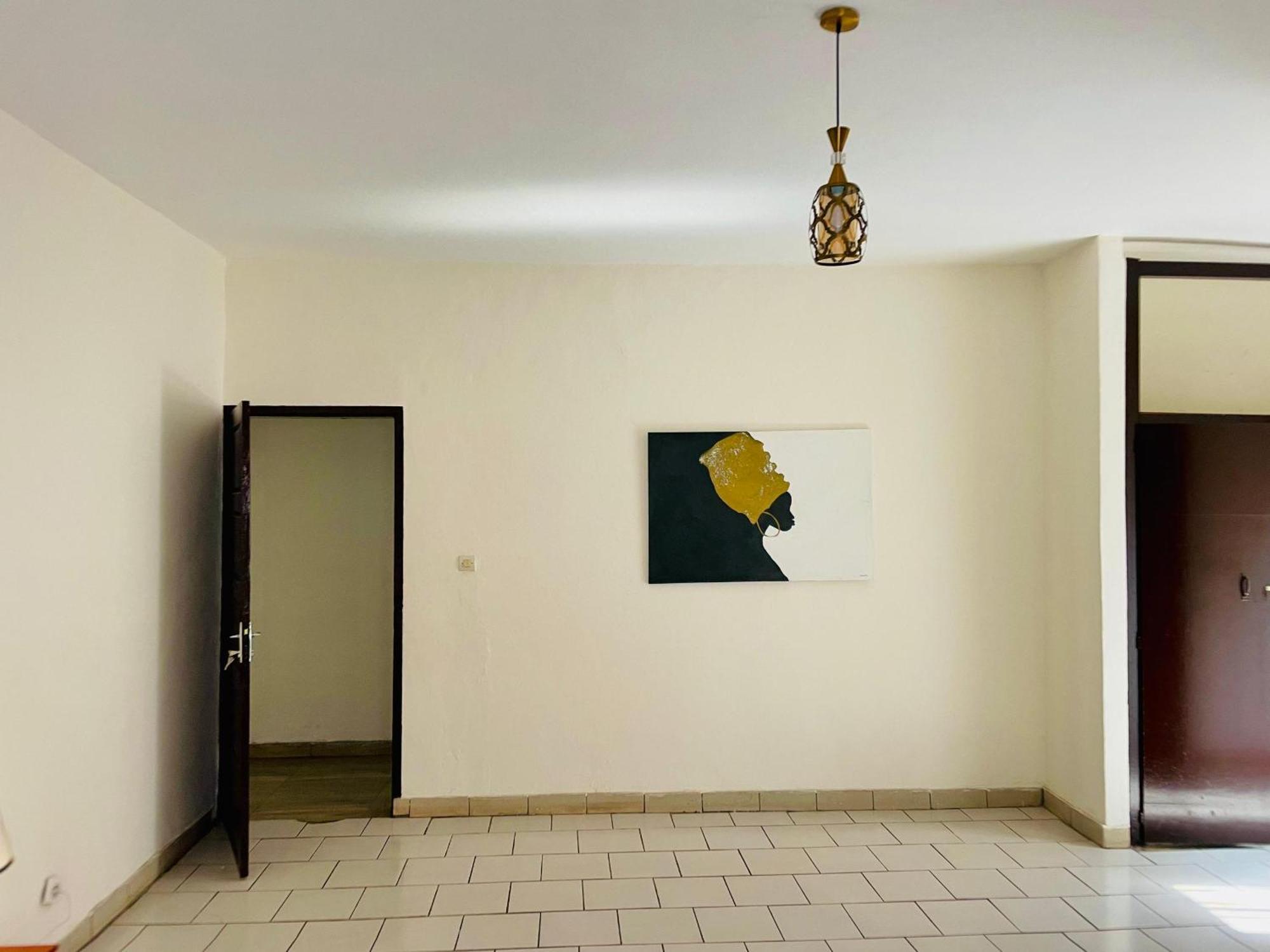 Appartement Avec Vue Panoramique Two Or Three Rooms Yaounde Exterior photo